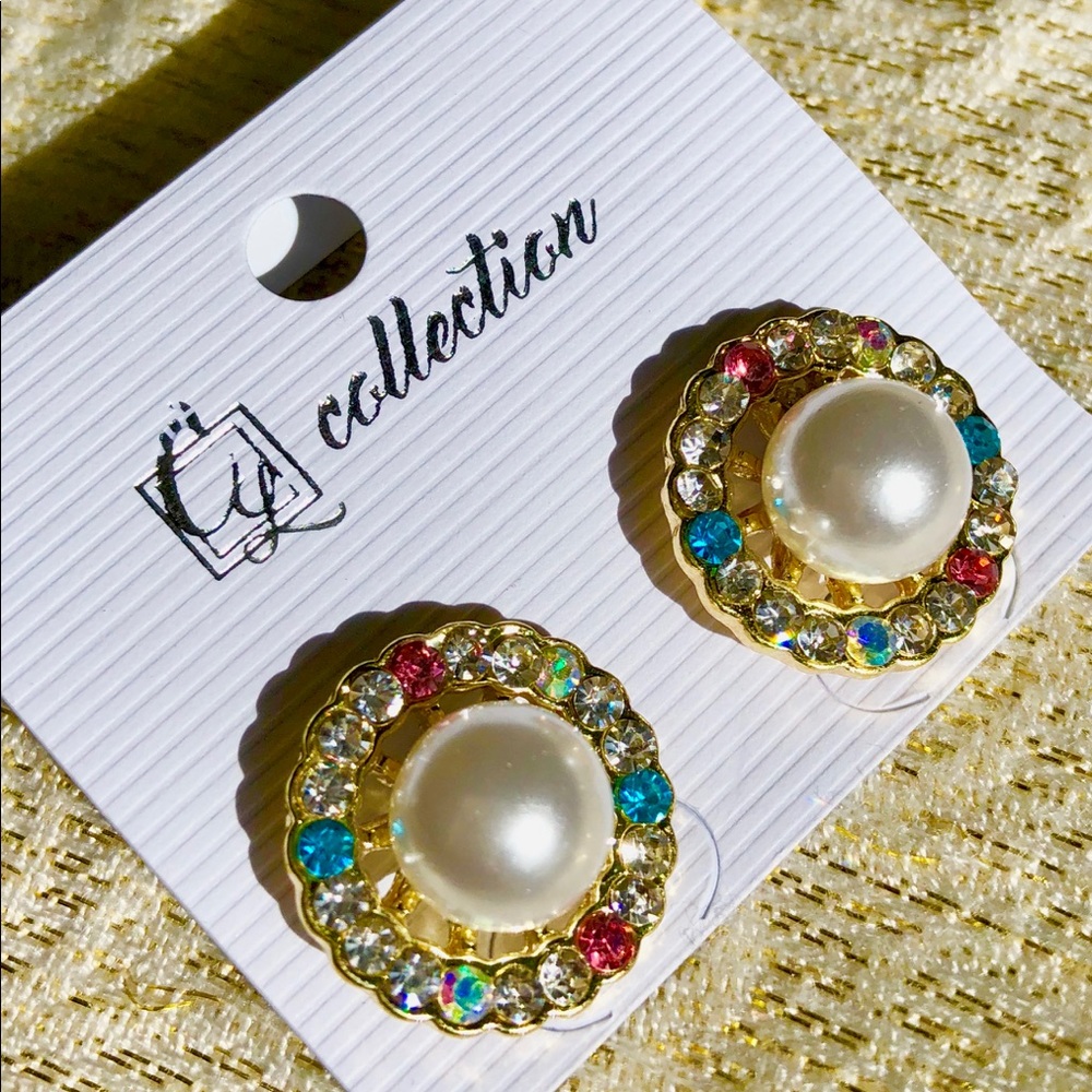 Never Worn Stud Earrings